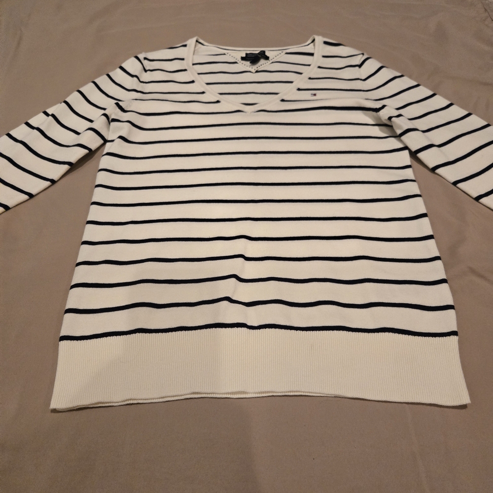 Tommy Hilfiger Women's V-Neck Sweater - Navy Stripes on White